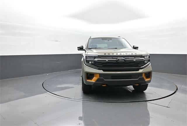 new 2025 Ford Expedition car, priced at $83,825
