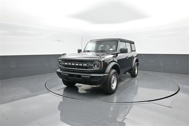 new 2025 Ford Bronco car, priced at $40,857