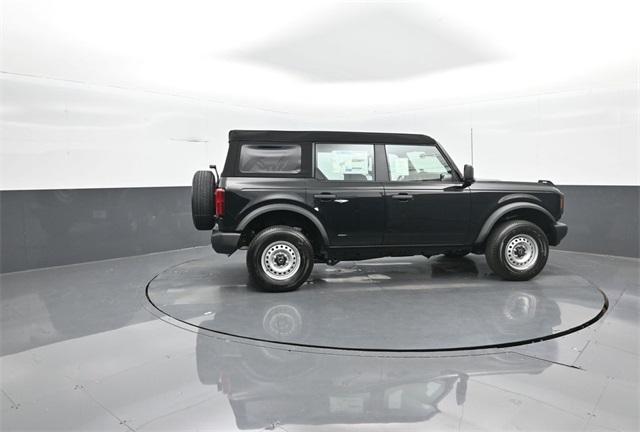 new 2025 Ford Bronco car, priced at $40,857