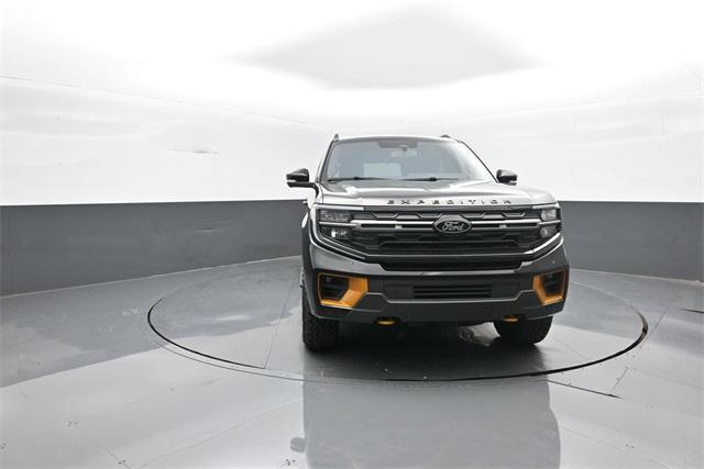 new 2025 Ford Expedition car, priced at $83,520
