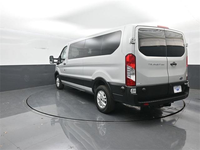 new 2025 Ford Transit-350 car