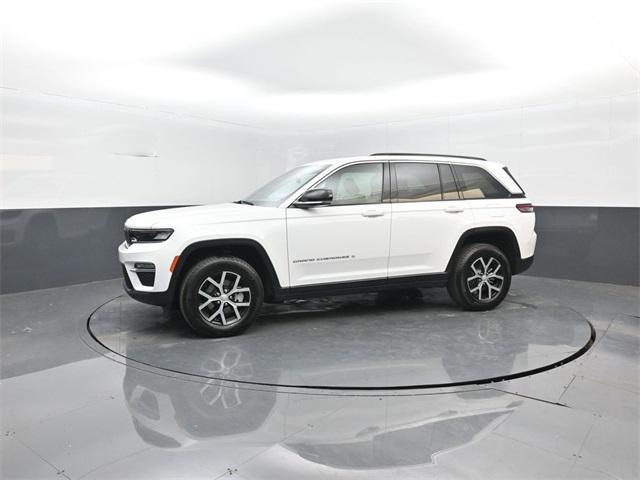 used 2024 Jeep Grand Cherokee car, priced at $39,489