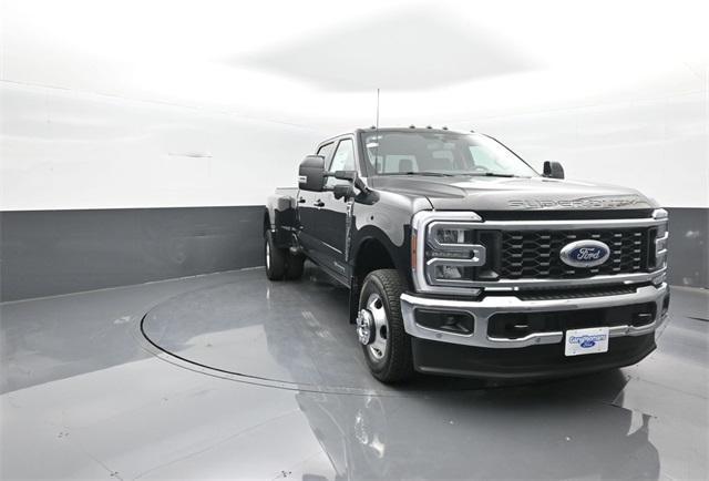 new 2025 Ford F-350 car, priced at $87,950
