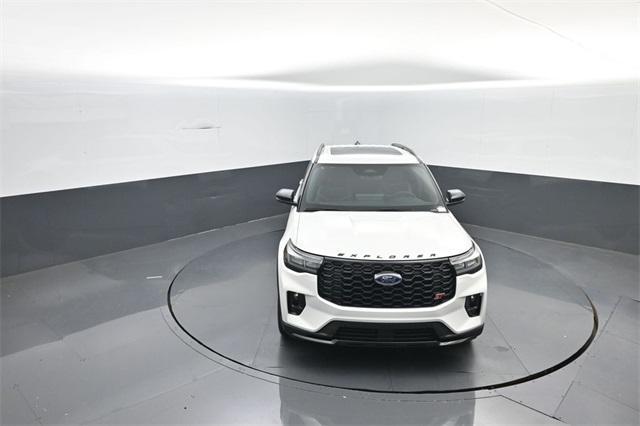 new 2025 Ford Explorer car, priced at $59,610