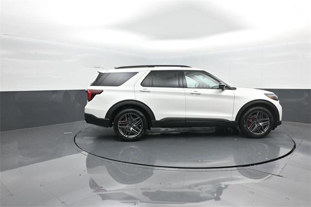 new 2025 Ford Explorer car, priced at $59,610