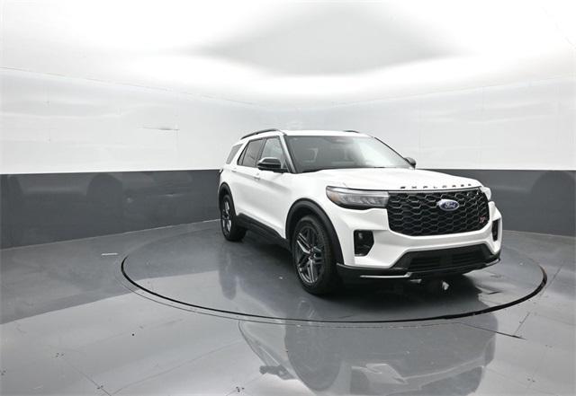 new 2025 Ford Explorer car