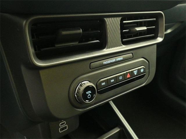 new 2025 Ford Maverick car