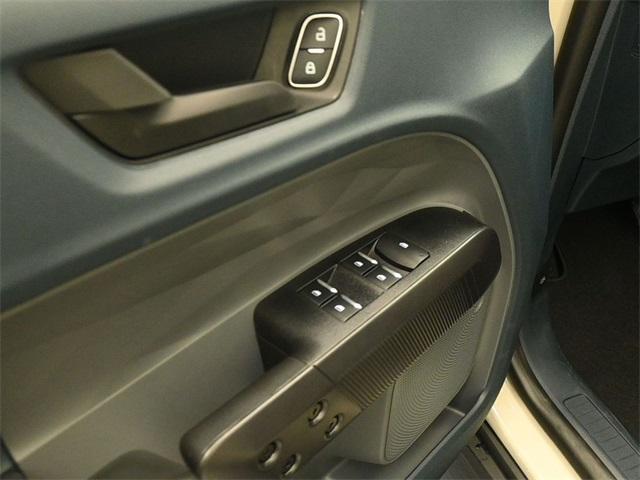 new 2025 Ford Maverick car
