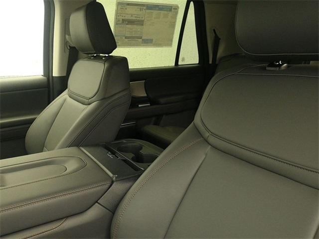 new 2025 Ford Expedition Max car, priced at $75,840