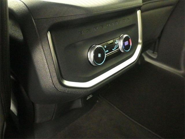 new 2025 Ford Expedition Max car, priced at $75,840