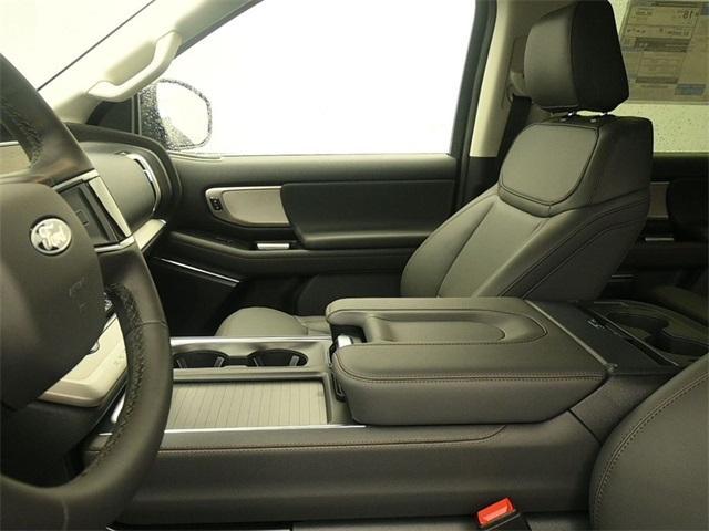 new 2025 Ford Expedition Max car, priced at $75,840