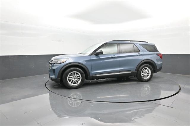 new 2025 Ford Explorer car, priced at $43,885