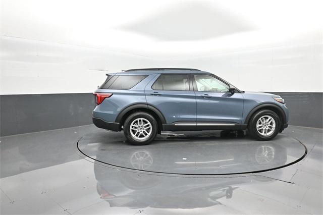 new 2025 Ford Explorer car, priced at $43,885