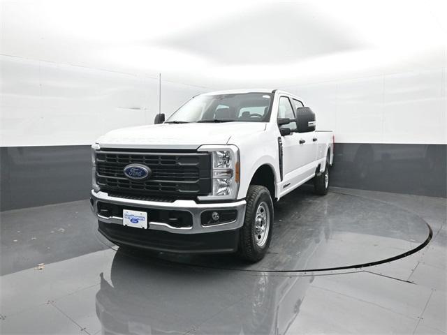 new 2025 Ford F-250 car, priced at $64,422