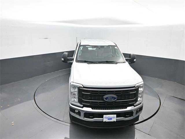 new 2025 Ford F-250 car, priced at $64,422