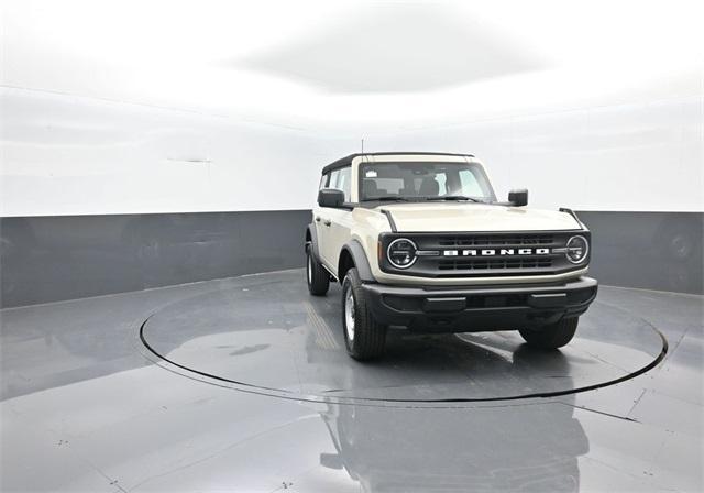 new 2025 Ford Bronco car, priced at $41,728
