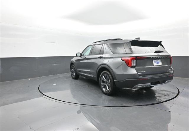 new 2025 Ford Explorer car, priced at $48,855