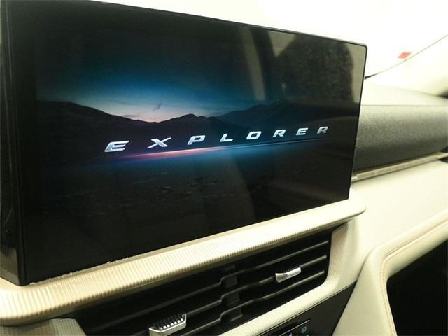new 2025 Ford Explorer car, priced at $48,855