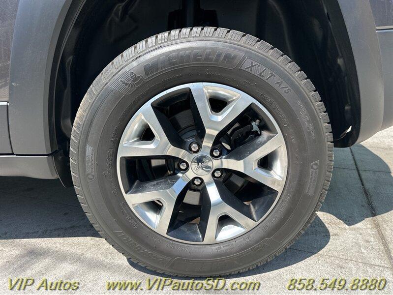 used 2015 Jeep Cherokee car