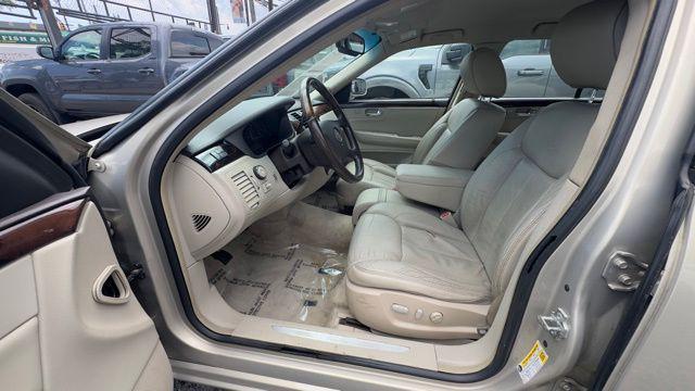 used 2009 Cadillac DTS car, priced at $9,999