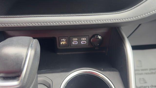 used 2023 Toyota Highlander car, priced at $37,777