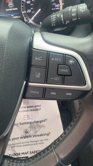 used 2023 Toyota Highlander car, priced at $37,777