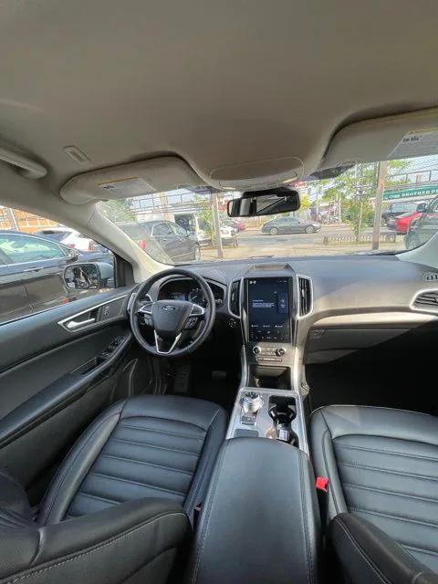 used 2024 Ford Edge car, priced at $29,999