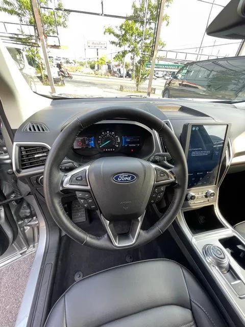 used 2024 Ford Edge car, priced at $29,999