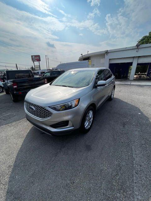 used 2024 Ford Edge car, priced at $29,999