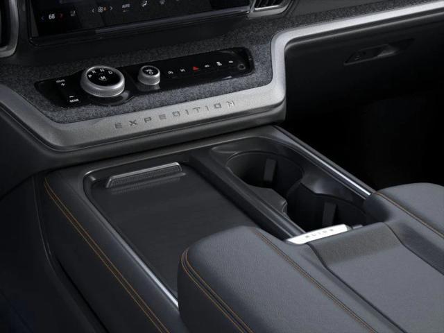new 2025 Ford Expedition car, priced at $84,060