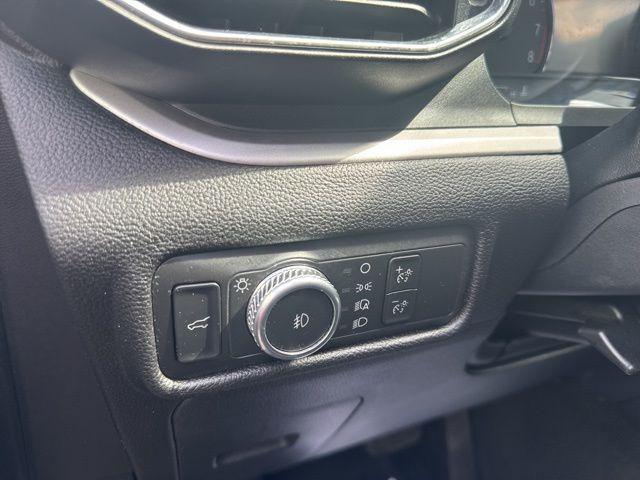 used 2021 Ford Explorer car