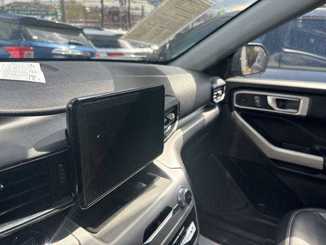 used 2021 Ford Explorer car