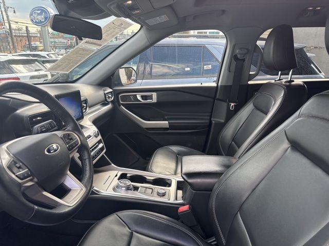 used 2021 Ford Explorer car
