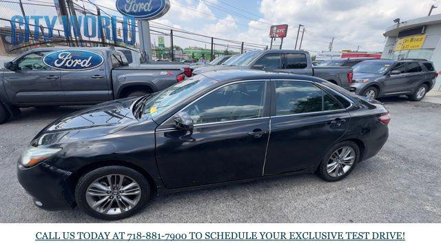 used 2016 Toyota Camry Hybrid car