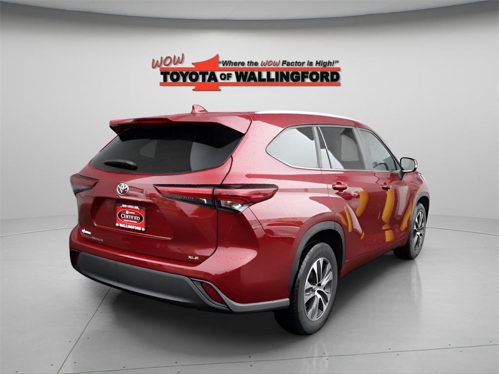 used 2023 Toyota Highlander car, priced at $37,925