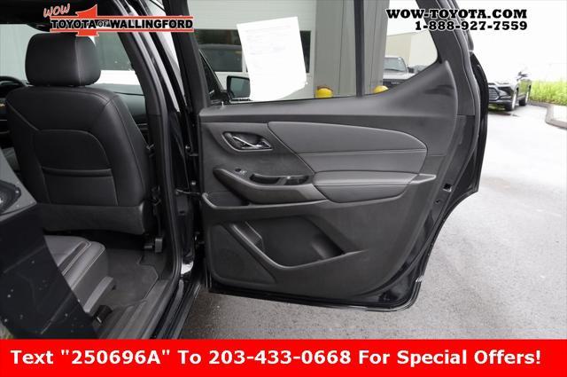 used 2023 Chevrolet Traverse car, priced at $33,925