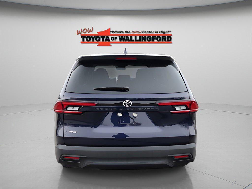 new 2026 Toyota Highlander car, priced at $44,948