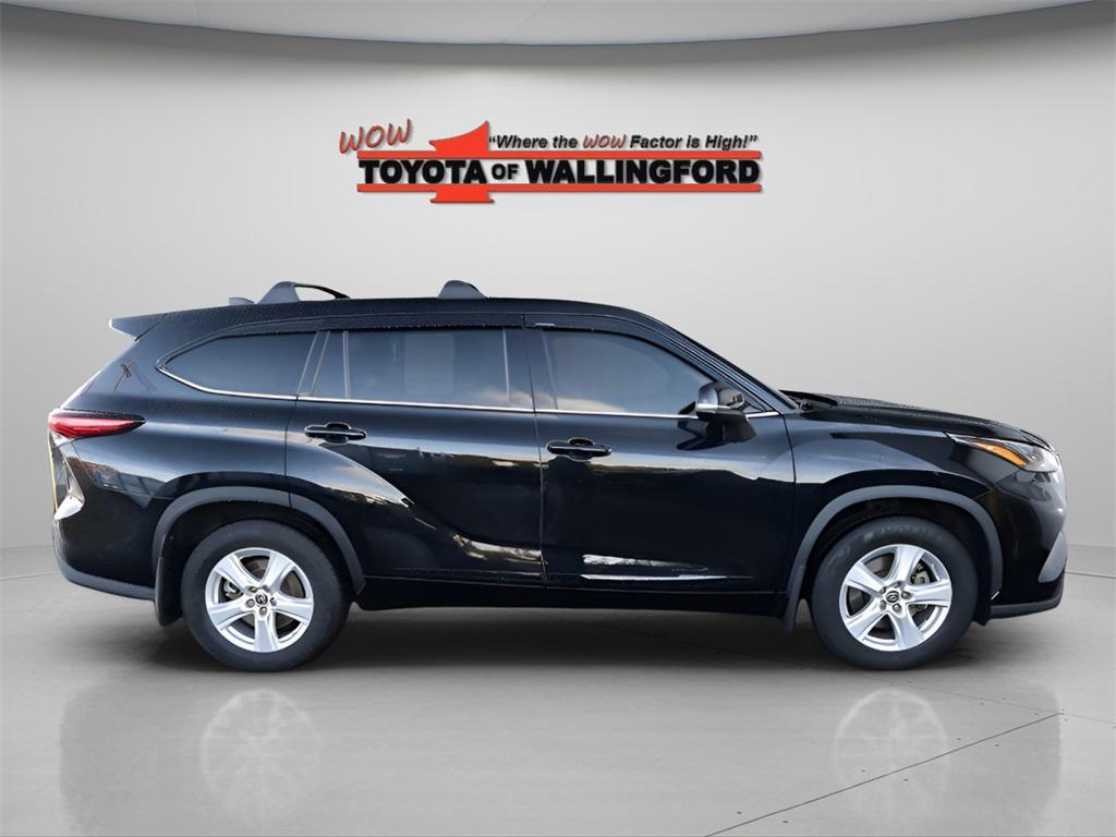 used 2022 Toyota Highlander car, priced at $29,925