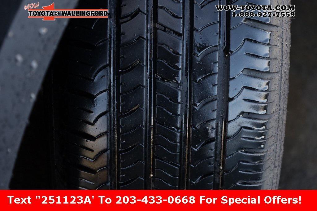 used 2022 Toyota Highlander car, priced at $29,925