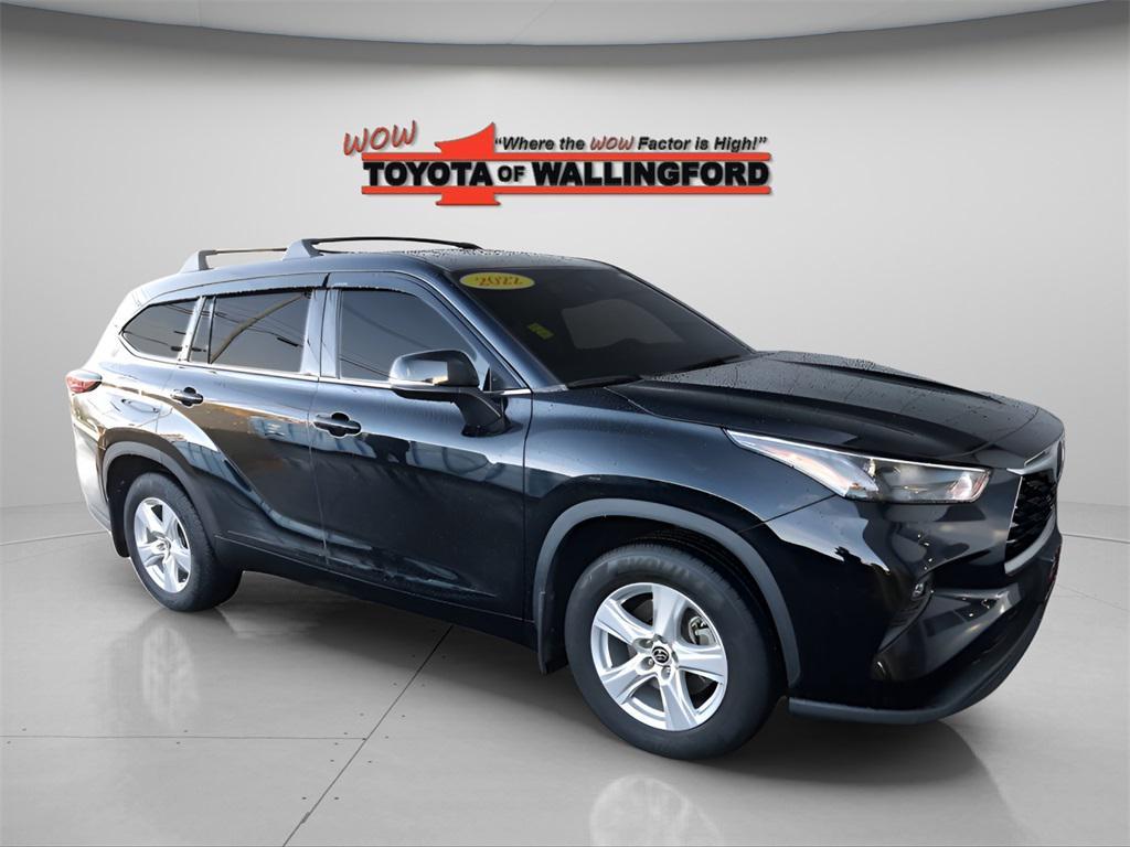 used 2022 Toyota Highlander car, priced at $29,925