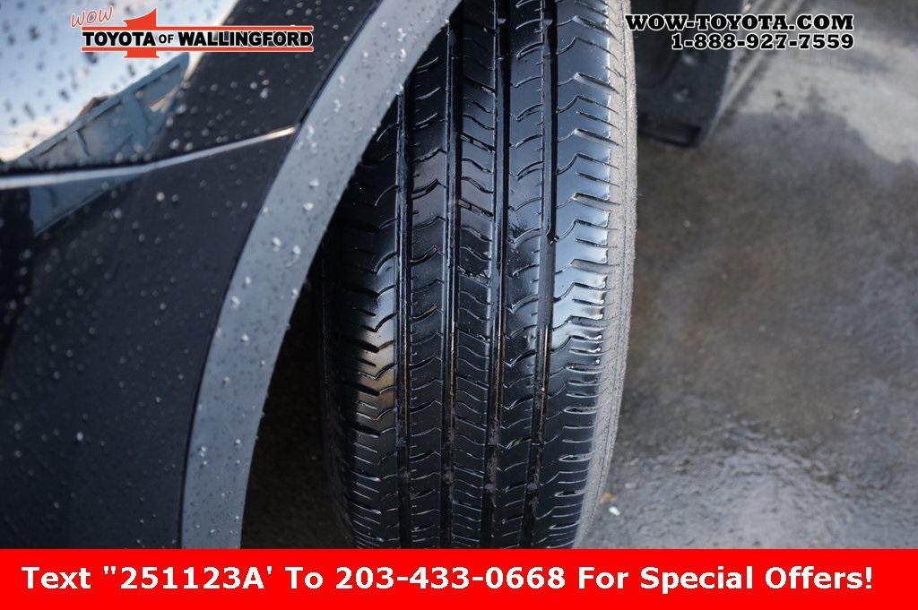 used 2022 Toyota Highlander car, priced at $29,925