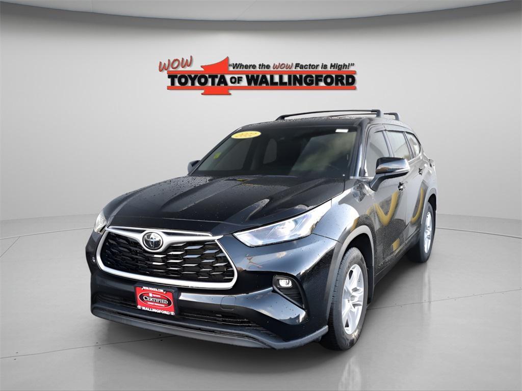used 2022 Toyota Highlander car, priced at $29,925