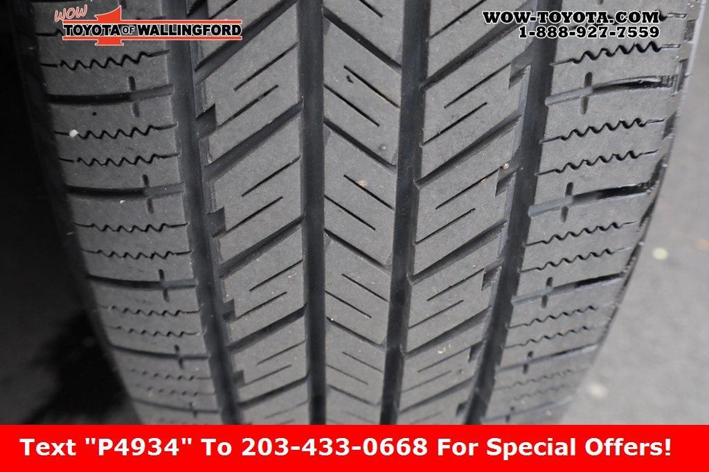 used 2023 Cadillac XT5 car, priced at $32,525