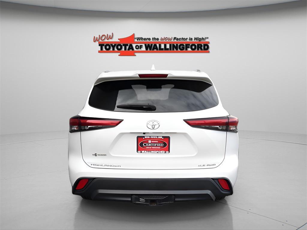 used 2021 Toyota Highlander car, priced at $33,925