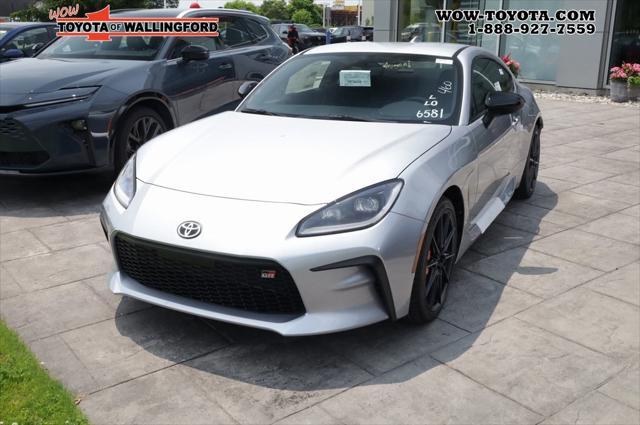 new 2025 Toyota GR86 car, priced at $35,077