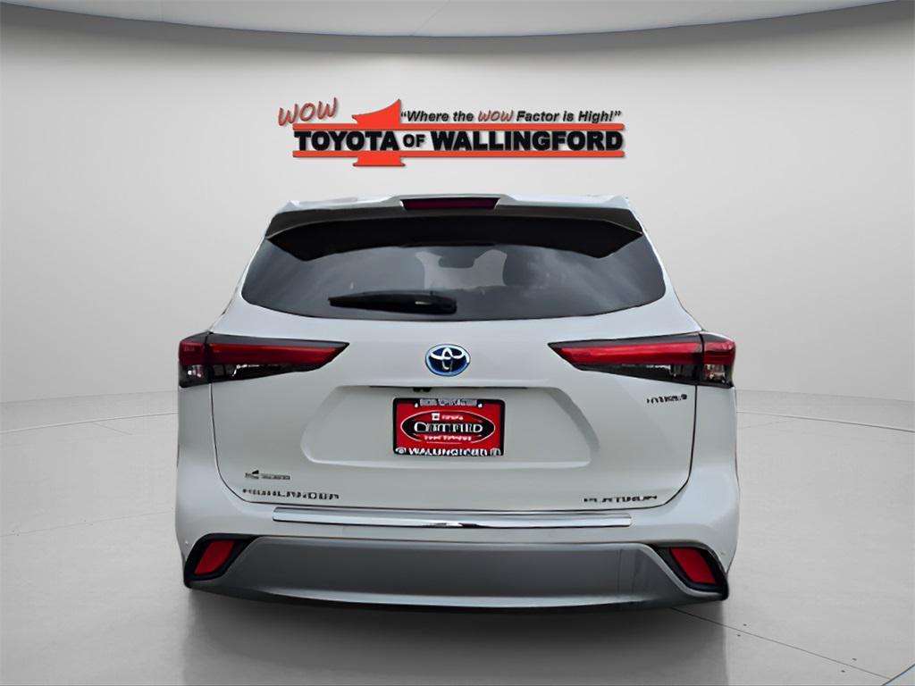 used 2021 Toyota Highlander Hybrid car, priced at $40,925