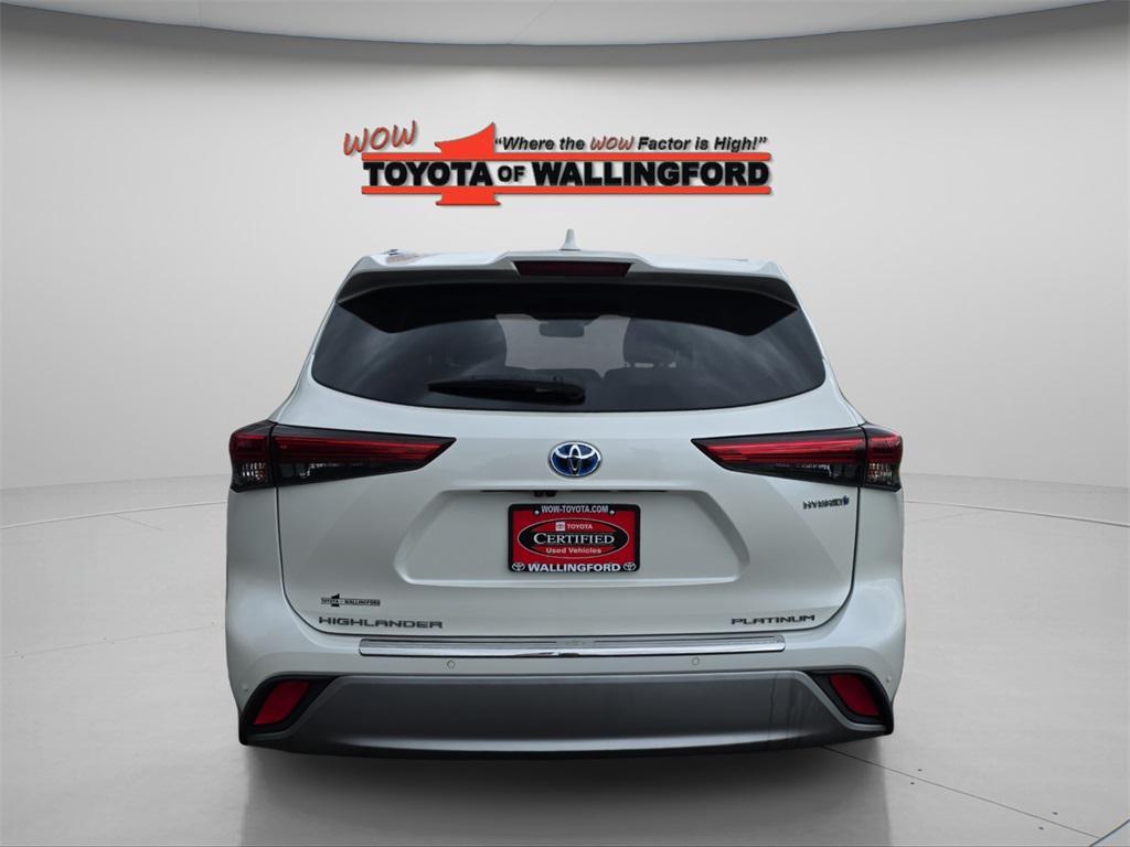 used 2021 Toyota Highlander Hybrid car, priced at $40,925