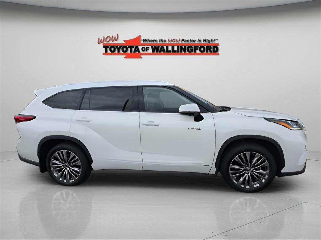used 2021 Toyota Highlander Hybrid car, priced at $40,925