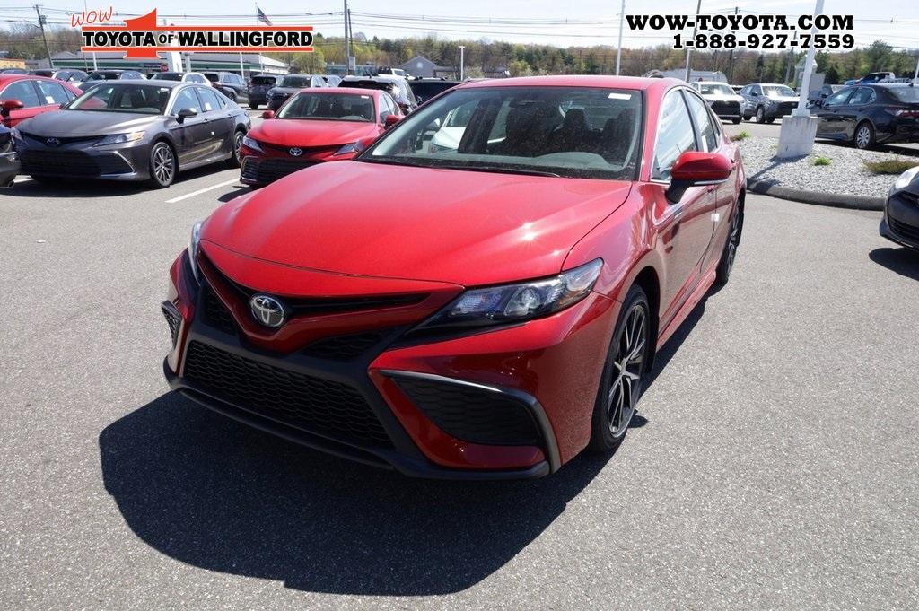 new 2024 Toyota Camry car, priced at $30,784