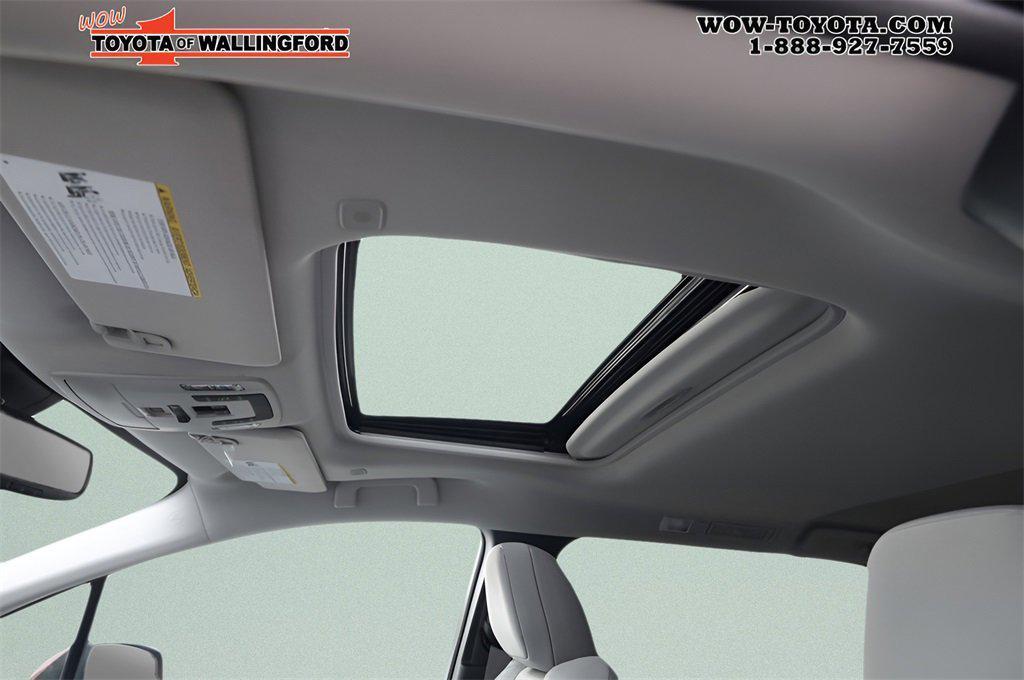 new 2025 Toyota Sienna car, priced at $45,625